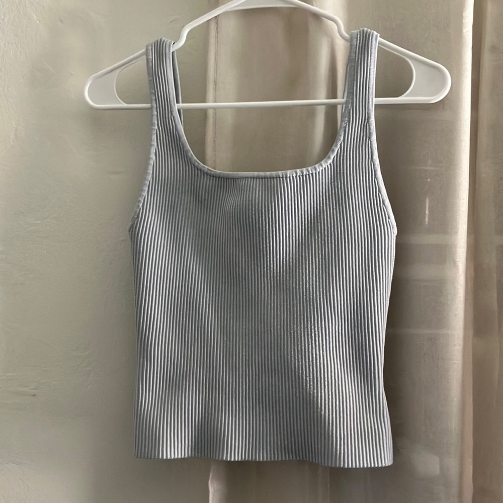 Wilfred sculpt tank s